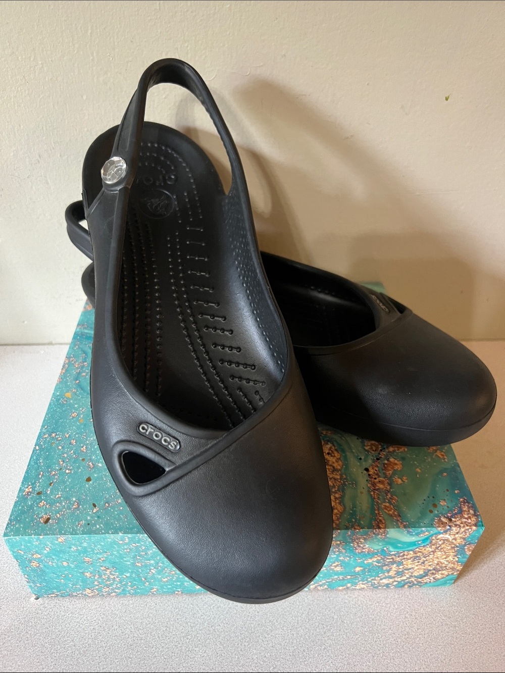 CROCS Women's Black Slingback Slip-On Flats